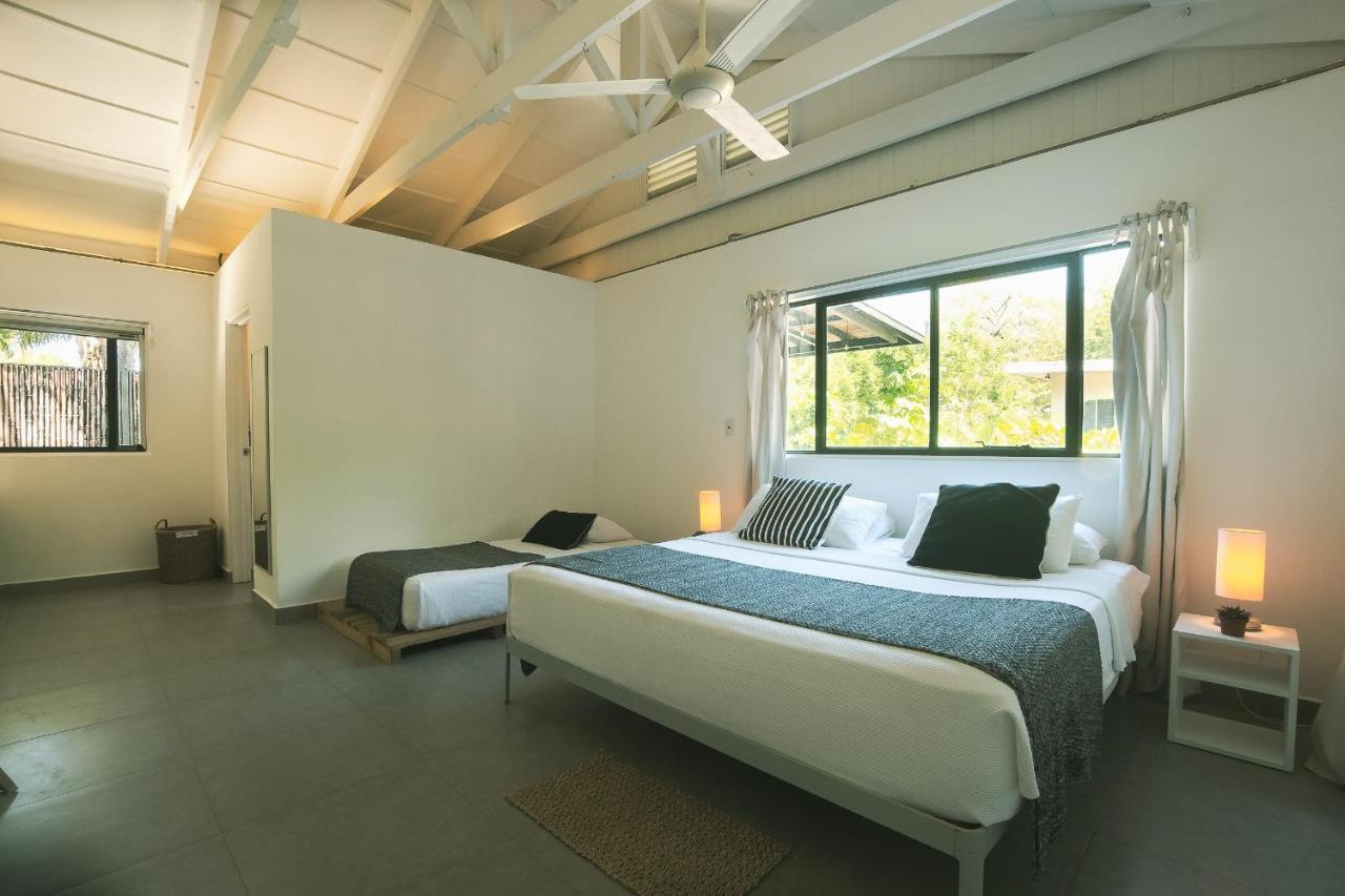 La Negra Surf Hotel Nosara Exterior photo
