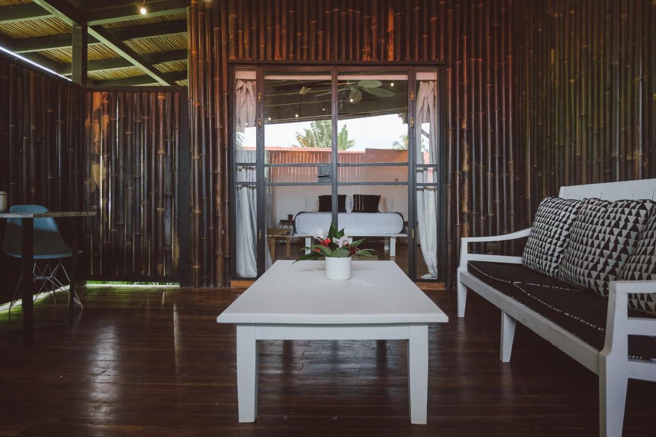 La Negra Surf Hotel Nosara Exterior photo