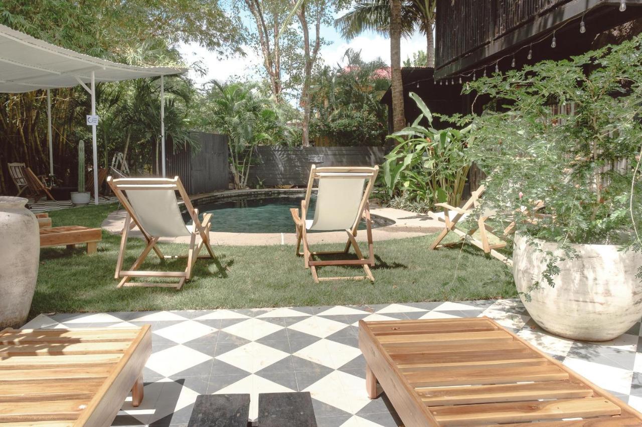 La Negra Surf Hotel Nosara Exterior photo